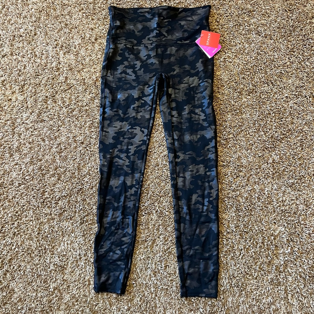 SPANX Faux Leather Camo Leggings NWT